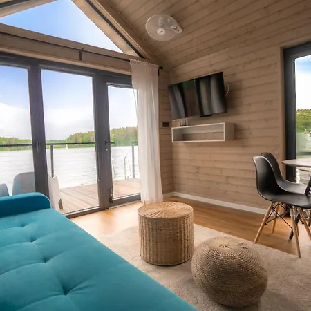 Resort Na Wodzie - Mazury *
