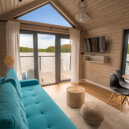 Resort Na Wodzie - Mazury *